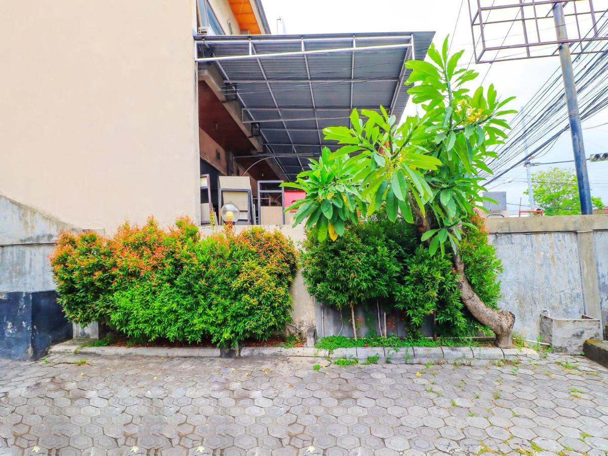Oyo 91608 Hotel Gatsu Indah Denpasar (Bali) Exterior photo